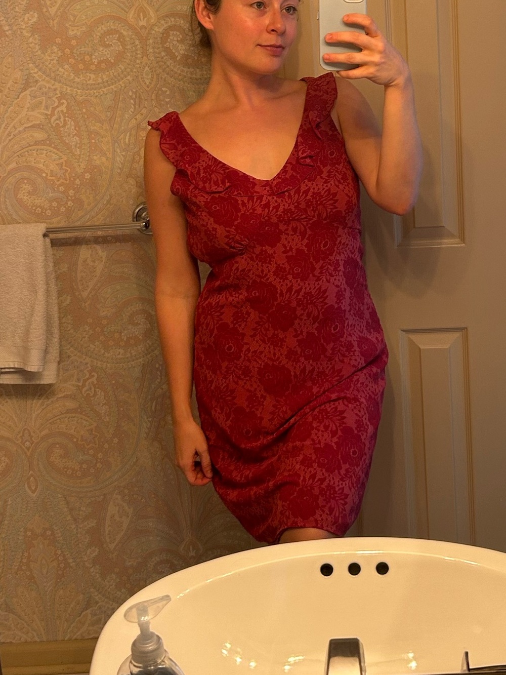 Old Navy Vintage Y2K Burgundy/ Pink Floral Dress Above the Knee Size 10